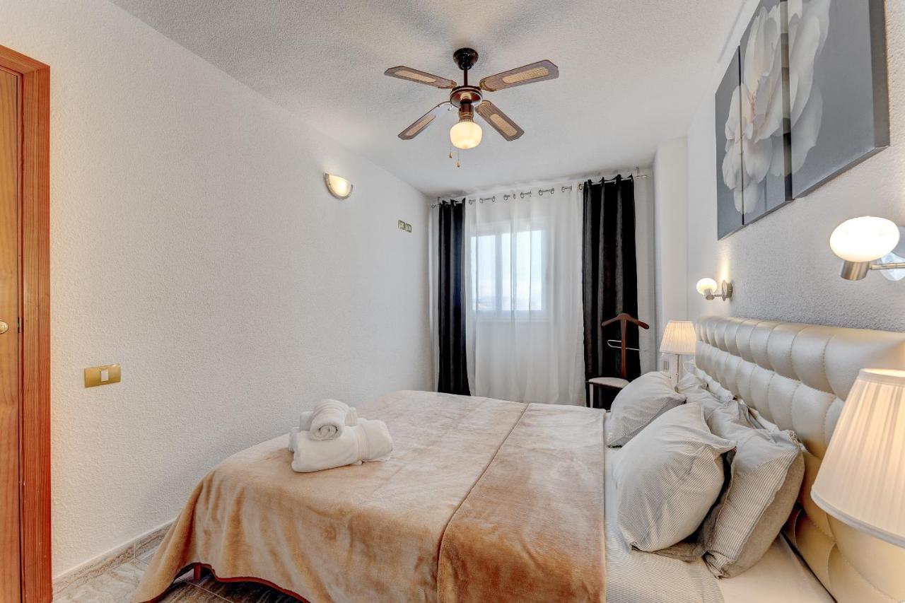 Torres Del Sol Beach Front Apartment Ph06 Los Cristianos  Exterior photo